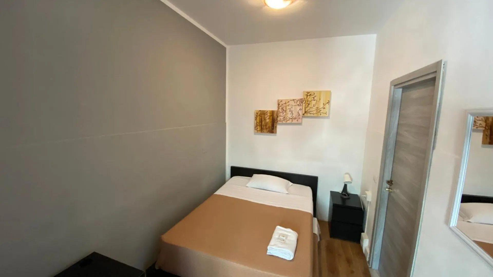 Guest House Pirelli Milano