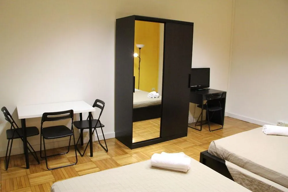 Guest House Pirelli Milano