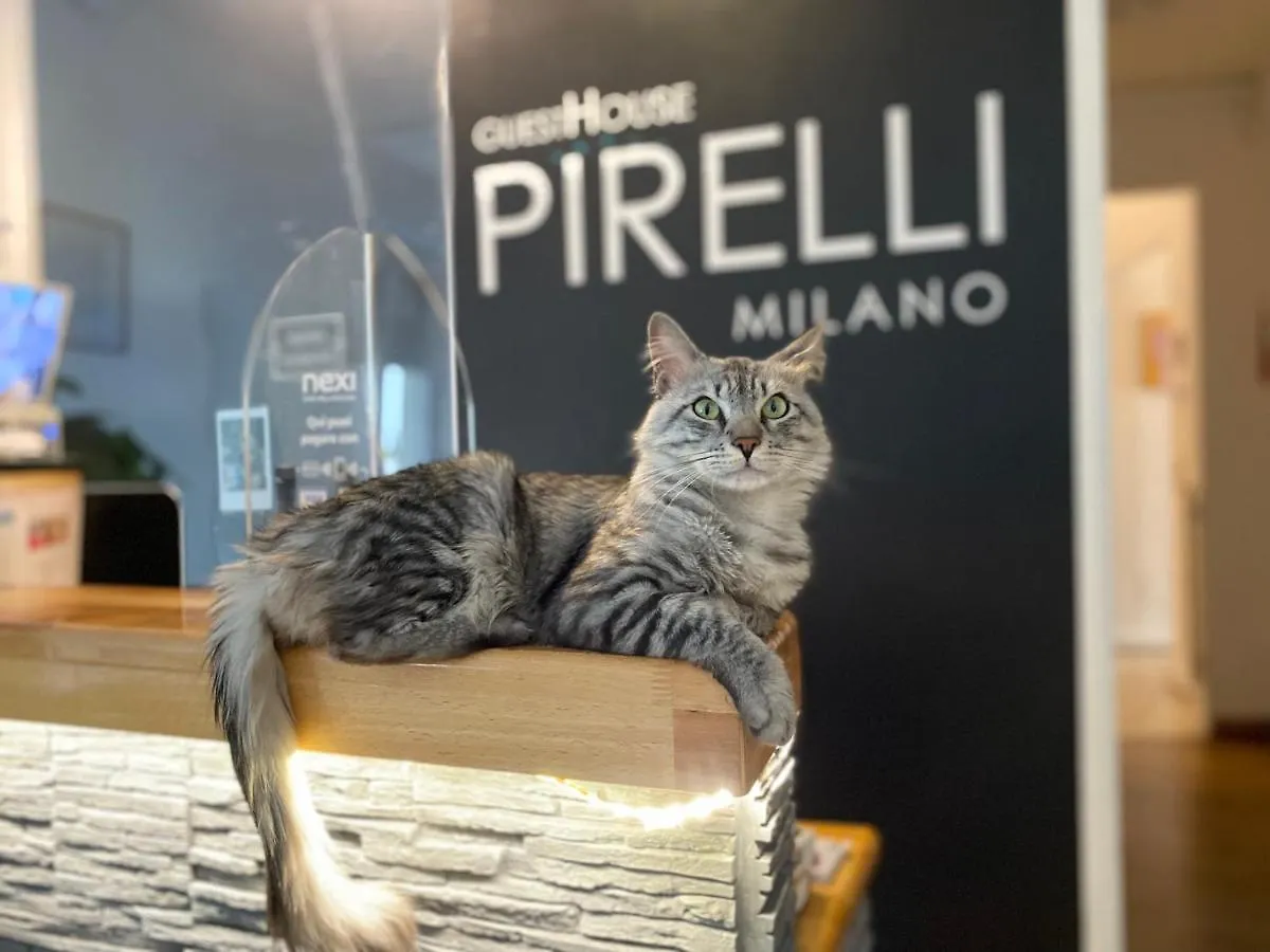 Guest House Pirelli Milano  Milan