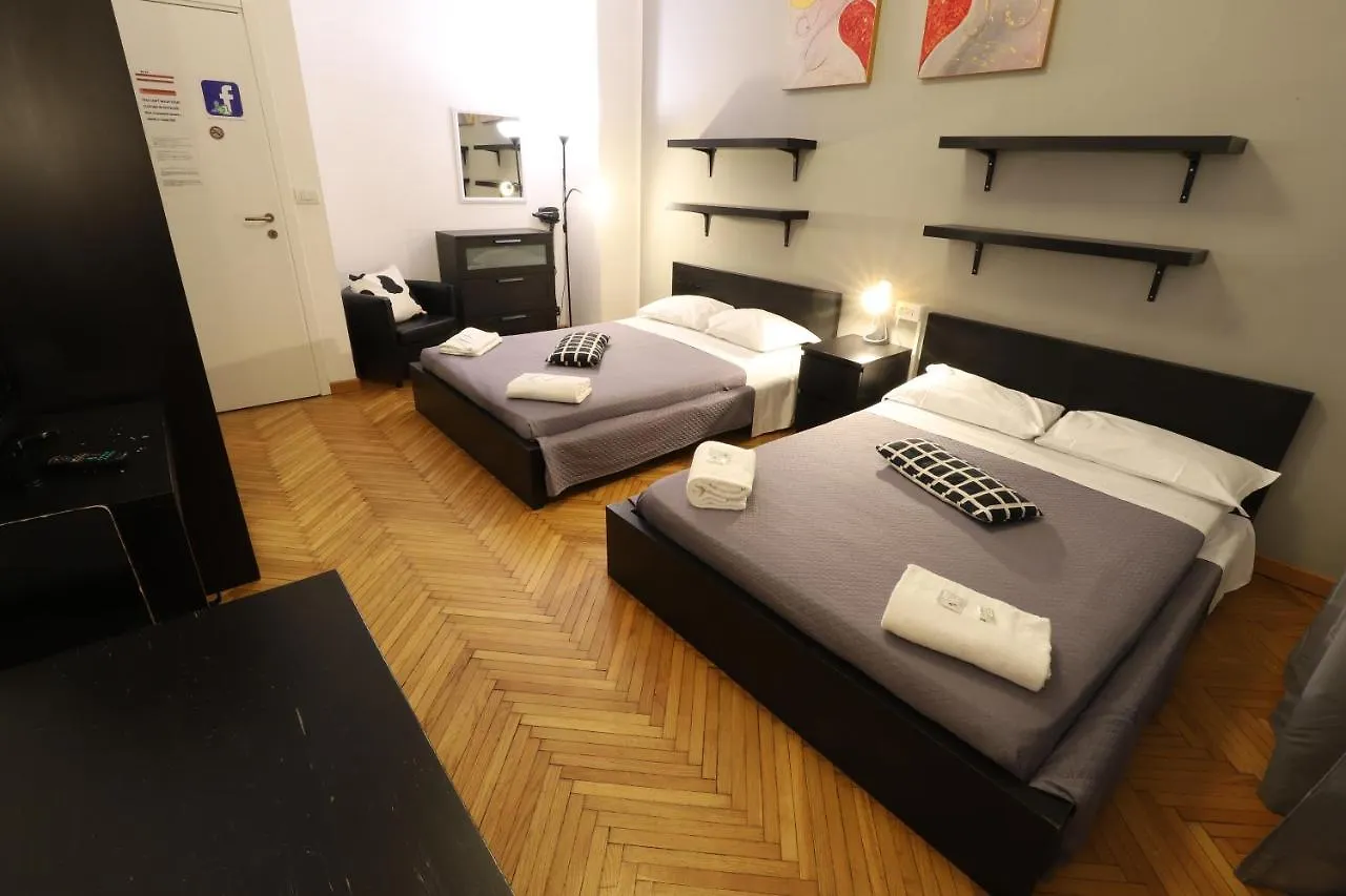 Guest House Pirelli Milano  Milan