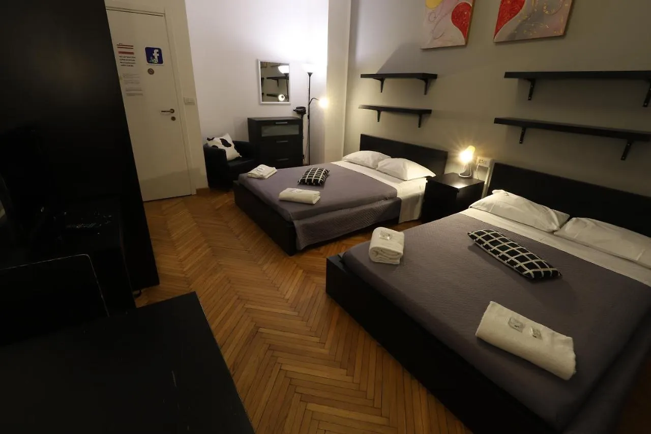 Guest House Pirelli Milano  Milan