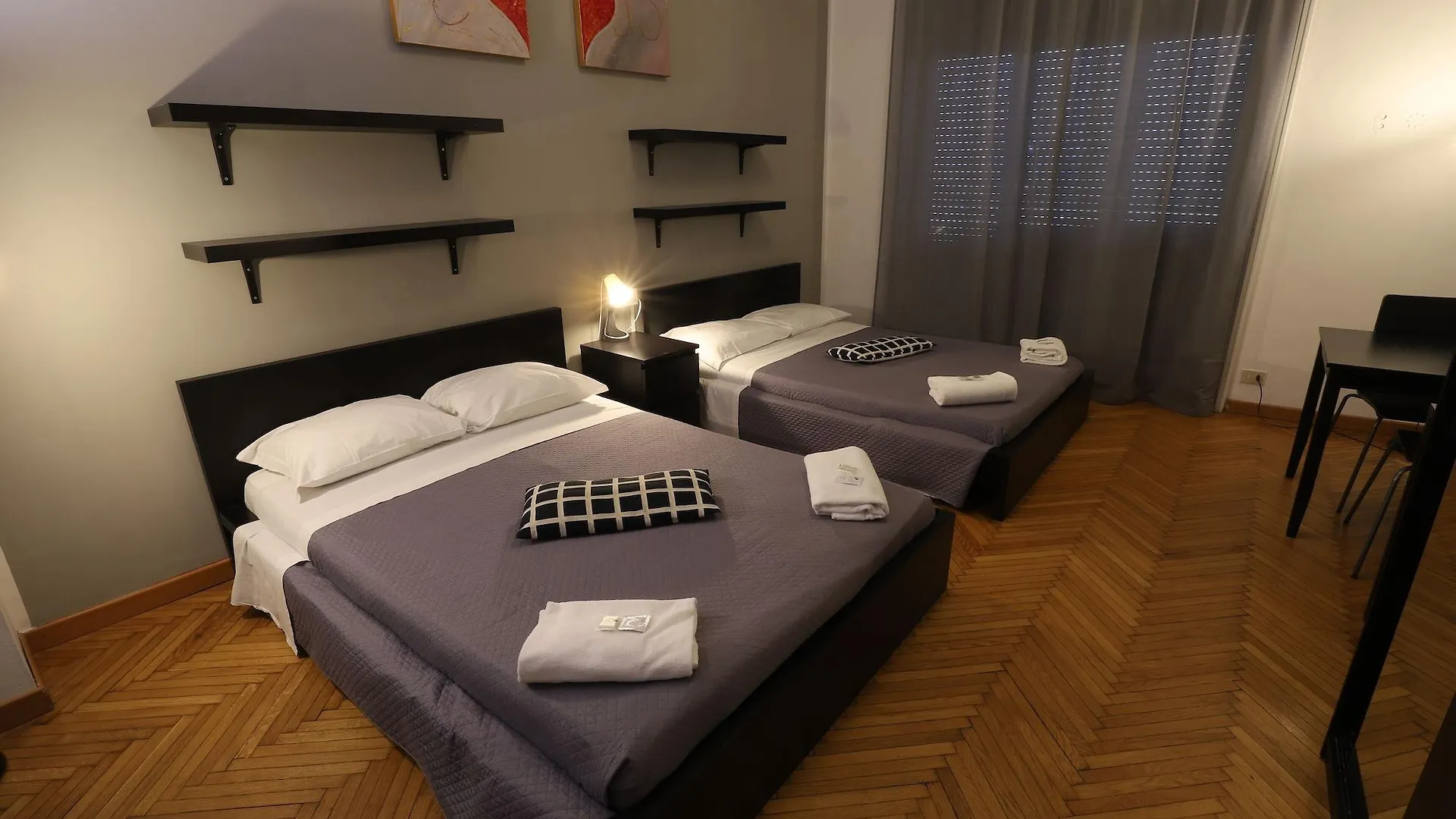 Guest House Pirelli Milano 2*, Milan Italy