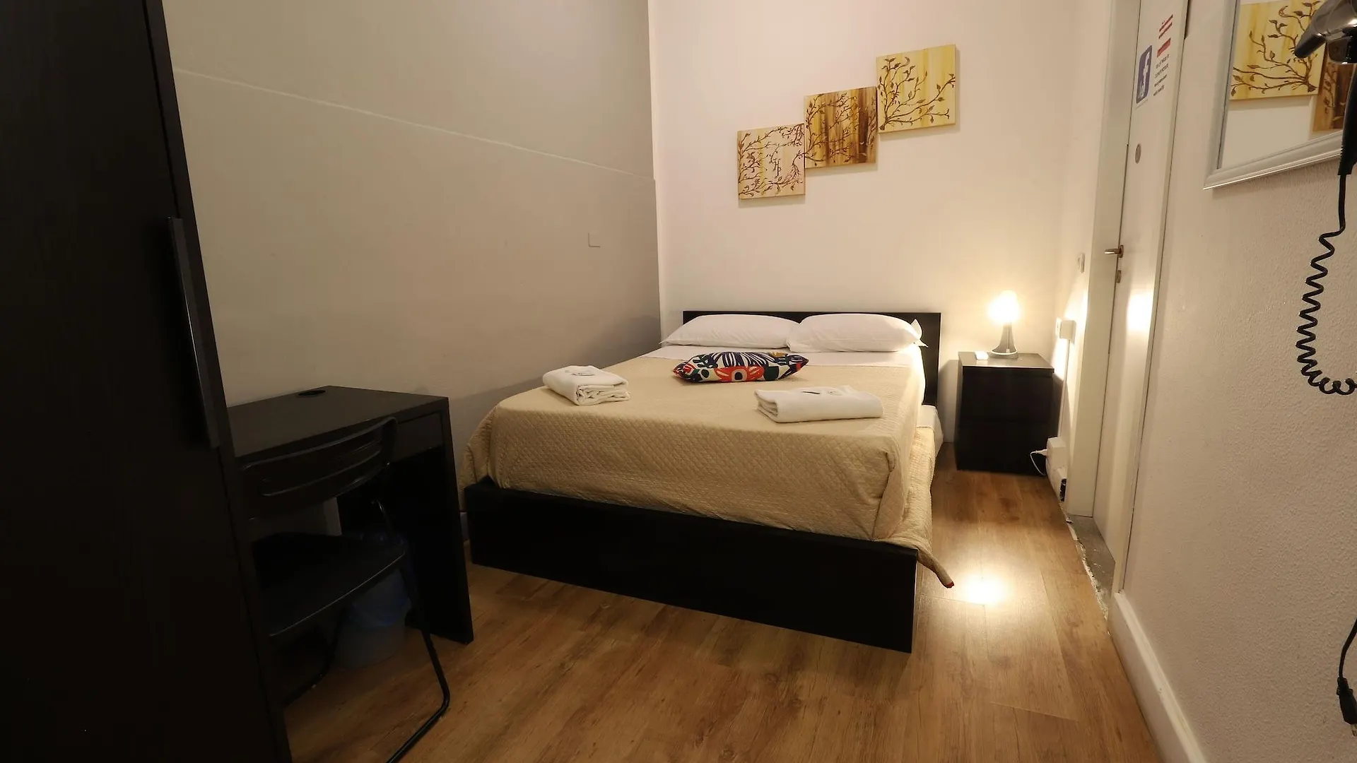 **  Guest House Pirelli Milano Italy