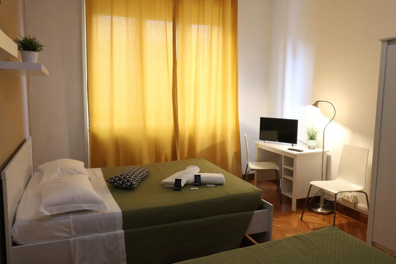 **  Guest House Pirelli Milano Italie